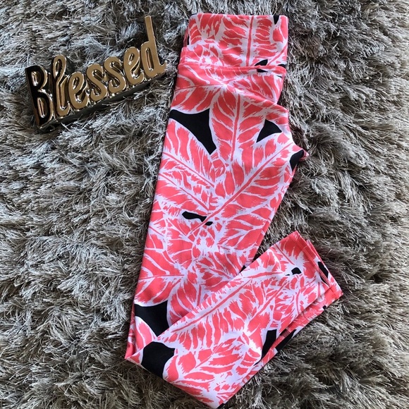 ALO. Palm Springs Guava Airbrush Leggings - Picture 4 of 11